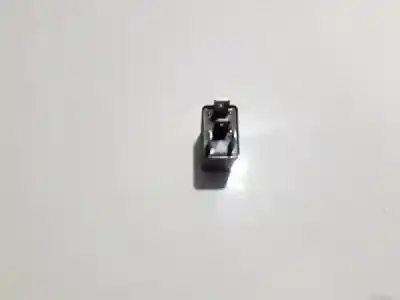 Pezzo di ricambio per auto di seconda mano relè per opel meriva b 1.7 16v cdti riferimenti oem iam 24435922  702.20