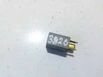 Second-hand car spare part Relay for TOYOTA COROLLA (E12) 2.0 D-4D Sol Berlina OEM IAM references 0332011001  90080877019