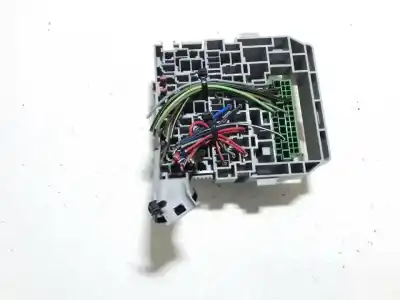 Second-hand car spare part fuse box unit for opel meriva 1.6 cat (z 16 se / l55) oem iam references 93363150  