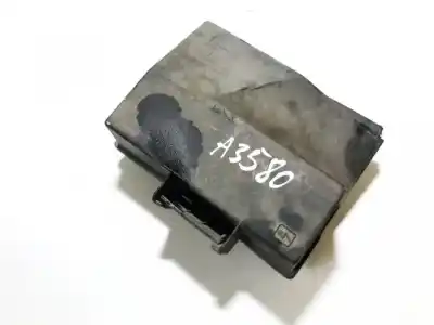 Pezzo di ricambio per auto di seconda mano Scatola Relè/fusibili per RENAULT TWINGO (CO6) 1.2 (C066/67/68) Riferimenti OEM IAM 7703297200  