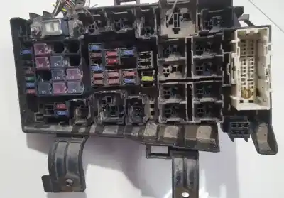 Peça sobressalente para automóvel em segunda mão Caixa De Fusíveis E Relés por MAZDA 6, 2002.06 - 2007.08 2.3 122KW 2002.06 - 2007.08 Referências OEM IAM   