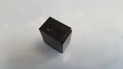 Pezzo di ricambio per auto di seconda mano  per FORD FOCUS TURNIER (CAK)  Riferimenti OEM IAM F57B14B192AA  F57B-14B192-AA Pezzo di ricambio per auto di seconda mano  per FORD FOCUS TURNIER (CAK)  Riferimenti OEM IAM F57B14B192AA  F57B-14B192-AA
