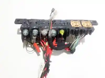 Pezzo di ricambio per auto di seconda mano  per AUDI A6 AVANT (4B5)  Riferimenti OEM IAM 8L0941822A  89 6083 000