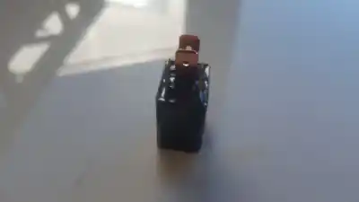 Second-hand car spare part relay for mazda 5 berl. (cr) 1.8 active oem iam references acm33221  