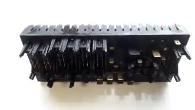 Peça sobressalente para automóvel em segunda mão caixa de fusíveis e relés por audi 80 (811/813) 1.8 referências oem iam 443941822a  896113