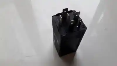 Pezzo di ricambio per auto di seconda mano relè per audi 80 (811/813) 1.8 riferimenti oem iam 813919082  