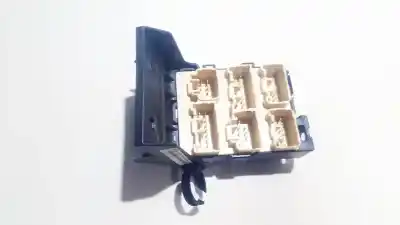 Second-hand car spare part FUSE BOX UNIT for TOYOTA AVENSIS WAGON (T25)  OEM IAM references 8273405030  82734-05030
