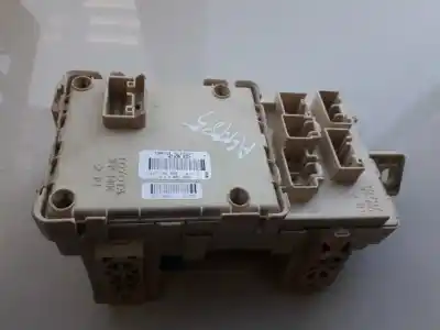 Second-hand car spare part fuse box unit for toyota corolla (e12) 1.6 16v oem iam references 892210f020  89221-0f020
