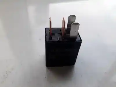 Second-hand car spare part relay for smart forfour 1.5 cat oem iam references mb953382  