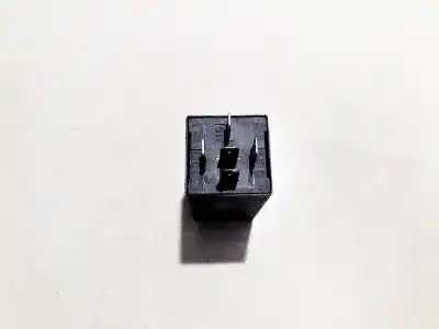Pezzo di ricambio per auto di seconda mano relè per audi 100 avant (c4) 2.5 tdi riferimenti oem iam 4a0907413  4a0 907 413