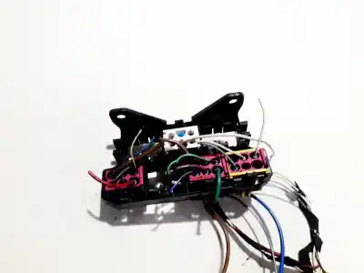 Second-hand car spare part fuse box unit for audi 100 avant (c4) 2.5 tdi oem iam references 4a0937545a  4a0 937 545 a