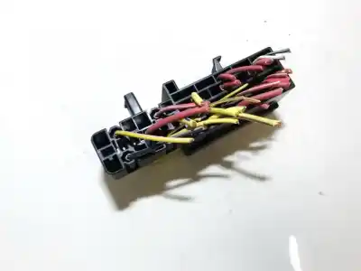 Second-hand car spare part fuse box unit for renault megane 1.6/g_16v-4p-k4mt760 oem iam references 13251  