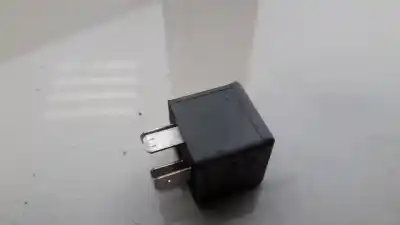 Second-hand car spare part Relay for SKODA SUPERB (3U4) 2.5 V6 TDI CAT (AYM) OEM IAM references MB9533821  