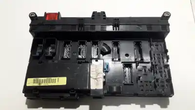 Pezzo di ricambio per auto di seconda mano Scatola Relè/fusibili per LAND ROVER RANGE ROVER, 2002.03 - 2012.08 3.0 TD 6 130KW 2002.03 - 2012.08 Riferimenti OEM IAM 8380409  8380407, 518758024