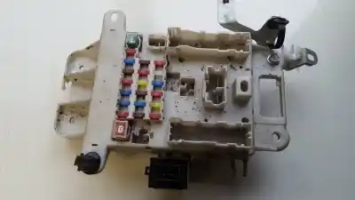 Peça sobressalente para automóvel em segunda mão  por TOYOTA RAV 4 (A2)  Referências OEM IAM 8198050030  81980-50030