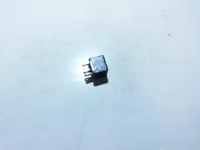 Pezzo di ricambio per auto di seconda mano relè per audi 100 avant (c4) 2.5 tdi riferimenti oem iam 443951253j