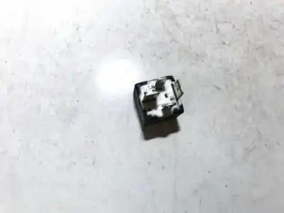 Second-hand car spare part relay for audi a4 avant (b5) 1.9 tdi oem iam references 443951253j  899511