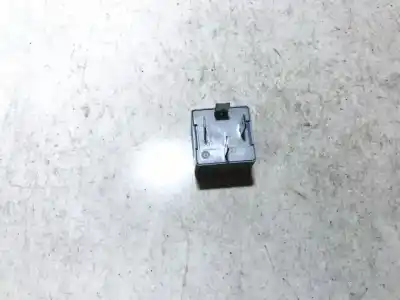 Second-hand car spare part relay for volkswagen caddy ka/kb (2k) 1.9 tdi (bsu) oem iam references 141951253b  20240072