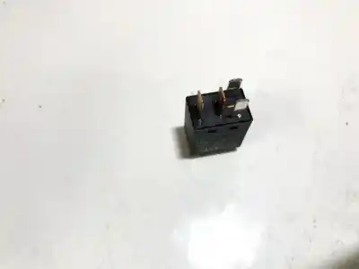 Second-hand car spare part relay for volkswagen caddy ka/kb (2k) 1.9 tdi (bsu) oem iam references 6q0951253  v23075e1001x2