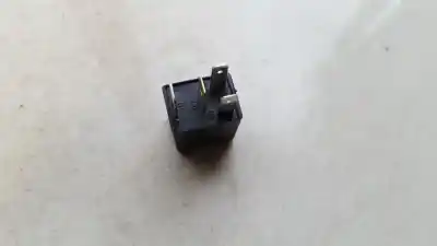 Second-hand car spare part relay for opel zafira a 2.0 16v di oem iam references 90229206  