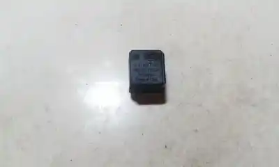 Second-hand car spare part relay for opel astra h caravan 1.9 cdti oem iam references 13171831  4ra007791-05