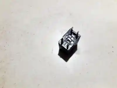 Second-hand car spare part relay for kia carnival 2.9 turbodiesel cat oem iam references 0k95a67740  