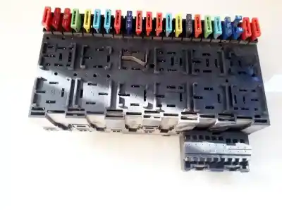 Pièce détachée automobile d'occasion BOÎTES À FUSIBLES pour VOLKSWAGEN GOLF III VARIANT ( 1H5)  Références OEM IAM 357937039  