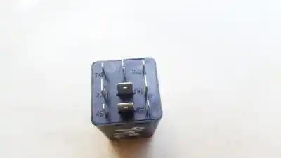 Second-hand car spare part relay for audi a4 avant (b5) 1.9 tdi oem iam references 8d0959257  05071100