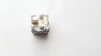 Second-hand car spare part relay for audi a4 avant (b5) 1.9 tdi oem iam references 8d0951253  