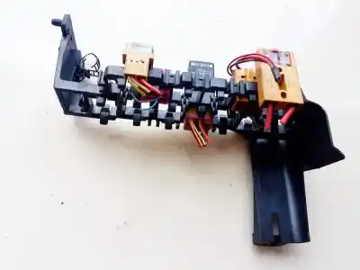 Second-hand car spare part fuse box unit for audi a4 avant (b5) 1.8 oem iam references 8d1937545  