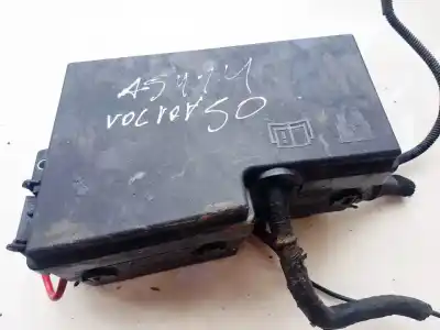Pezzo di ricambio per auto di seconda mano Scatola Relè/fusibili per VOLVO V50 (545) 2.0 D Riferimenti OEM IAM 318789120  3M5T-14A142-AB