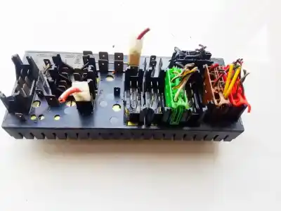 Second-hand car spare part fuse box unit for audi 80/90 (893) 1.8 oem iam references 443941822a  