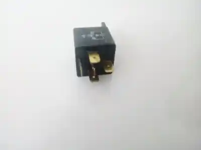 Pezzo di ricambio per auto di seconda mano relè per volkswagen passat variant (3b6) 1.9 tdi riferimenti oem iam nvf42cz30a  nvf4-2c-z30a