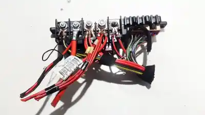 Second-hand car spare part fuse box unit for audi a6 avant (4b5) 2.5 tdi oem iam references 8l0941822a  
