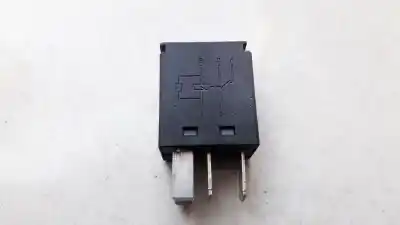 Pezzo di ricambio per auto di seconda mano  per FORD FOCUS TURNIER (CB4)  Riferimenti OEM IAM G1UHW  