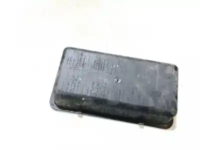Tweedehands auto-onderdeel RELAIS/ZEKERINGENKASTJE voor VOLKSWAGEN GOLF II (191/193)  OEM IAM-referenties   
