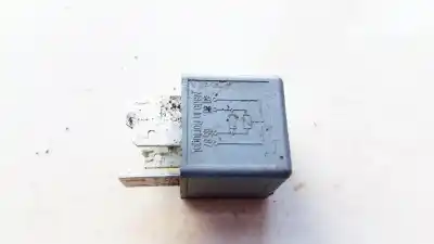 Second-hand car spare part relay for audi a6 avant (c4) 2.5 tdi oem iam references 8d0951253  