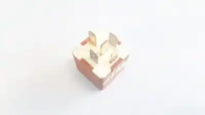 Second-hand car spare part relay for renault megane i scenic (ja0) 1.9 dti diesel cat oem iam references 7700810929  