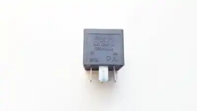 Recambio de automóvil de segunda mano de RELÉ PARA AUTOMÓVIL para FORD MONDEO III (B5Y)  referencias OEM IAM 5M5T14B192CA  V23136B1-X66