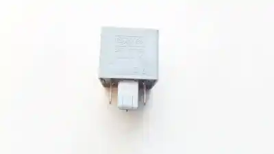 Second-hand car spare part relay for ford mondeo iii (b5y) 2.0 16v tddi / tdci oem iam references 5m5t14b192ea