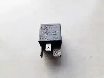 Recambio de automóvil de segunda mano de RELÉ PARA AUTOMÓVIL para VOLKSWAGEN PASSAT VARIANT (3B5)  referencias OEM IAM 8D0951253  V23264-J52-X300