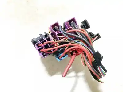 Second-hand car spare part fuse box unit for audi a4 avant (b5) 1.9 tdi oem iam references 8a0937530  
