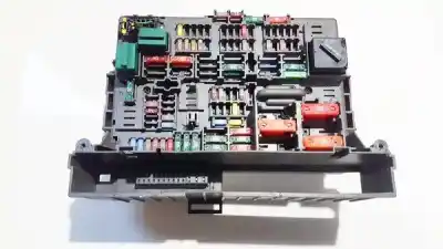 Second-hand car spare part FUSE BOX UNIT for BMW 3-SERIES, E90 / E91 / E93 2005.02 - 2009.01  OEM IAM references 911944603  9119446261007