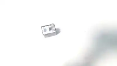 Second-hand car spare part relay for audi a5 cabriolet (8f7) 3.0 tdi quattro oem iam references 7m0951253c  95vw10k705ea