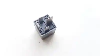 Second-hand car spare part relay for audi a5 cabriolet (8f7) 3.0 tdi quattro oem iam references 8d0951253  v23134-j52-x300