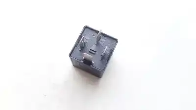 Second-hand car spare part relay for audi a5 cabriolet (8f7) 3.0 tdi quattro oem iam references 8k0951253  v23136-b6-x72