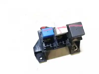 Pièce détachée automobile d'occasion BOÎTES À FUSIBLES pour KIA SORENTO I (JC)  Références OEM IAM 913413E340  