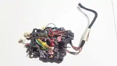 Second-hand car spare part fuse box unit for volkswagen passat variant (3b5) 1.9 tdi oem iam references 8d0937545  