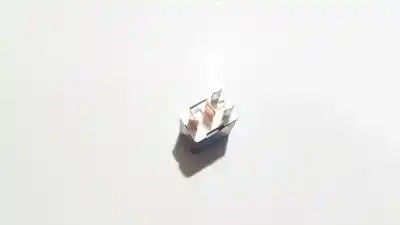 Second-hand car spare part relay for mazda 3 (bk) 1.6 di turbo oem iam references b115dc12v  