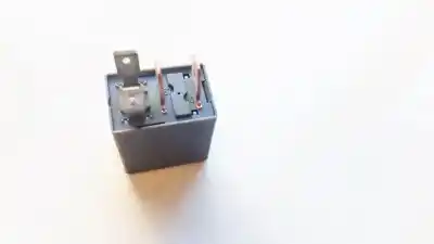 Pezzo di ricambio per auto di seconda mano relè per chevrolet captiva 2.0 diesel cat riferimenti oem iam dc12v  pa66gf33